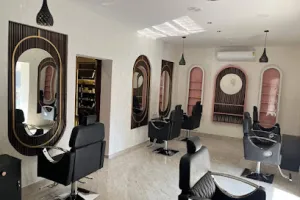 Feroz Signature Salon &amp; Academy