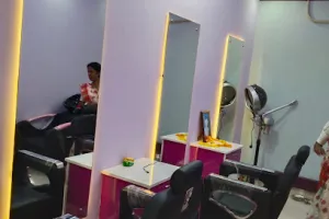 Jyotsna's Beauty Parlour and Makeup Academy