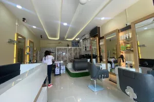 Image Academy (Family Beauty Salon)