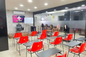 Head Start Hair Beauty &amp; Makeup Academy