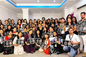 Tania'z Make Up Studio &amp; Academy