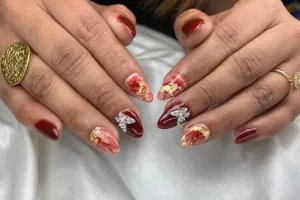 Dipsikha’s makeover studio and academy