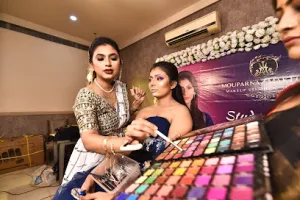 Mouparnaz Makeover - Professional Makeup Stylist &amp; Academy