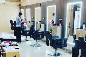 New Fascia Family Salon