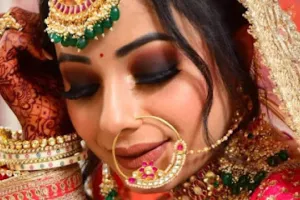 Varsha's Beauty Salon