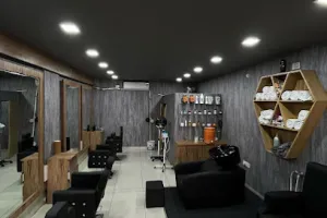 Hair Cut Shop -Family Salon