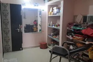 KANCHI BEAUTY PARLOUR