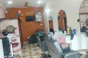 KESH KAYA FAMILY SALON