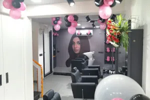 Lakme Salon