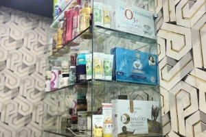 Everglow salon