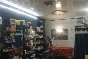 TIPTOP BEAUTY SALON &amp; MAKEUP STUDIO