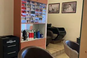 The Beautyfly Unisex Salon