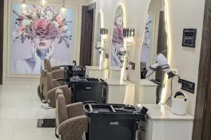 Silk N Salt - Family salon and academy (Vijay Nagar)