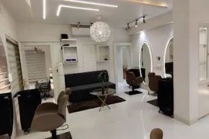 SilkNSalt - Family salon and Academy