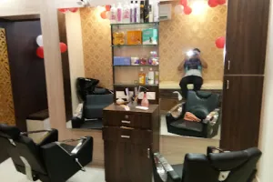 Glamour Beauty Parlour And Boutique