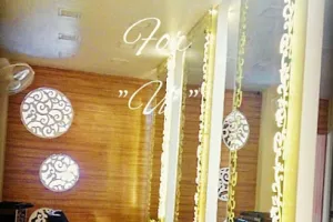 Shahnaz Husain Signature Salon &amp; Beauty Academy