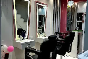 Kuts n' Beyond