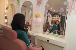 Srashti beauty salon