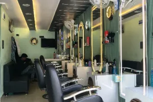 Morden india family salon