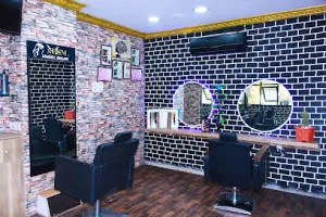 GSM Unisex Salon