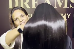 Durga Dreams Beauty Salon &amp; Makeup Academy - Mari Mata