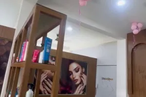 The Pretty women salon and academy
