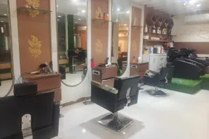 Rakhi’s Mansi beauty academy &amp; salon(exclusive for women) || Best Salon In Dewas || Makeup Artist || Best Hair Treatment