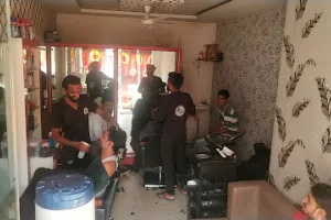 R3 man hair saloon