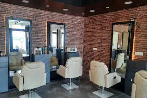 Adityaa'S Hair MakeUp and Beyond