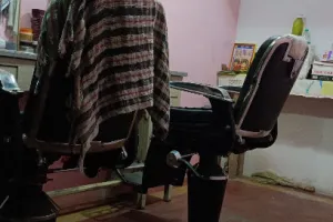 Shivam Hair Katting