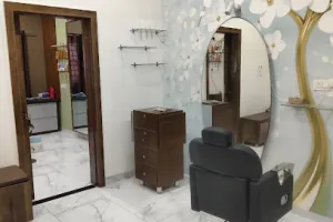 Khanak Beauty Parlour