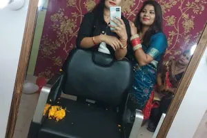 Alpana Beauty Parlour