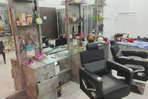 Attraction beauty Parlour
