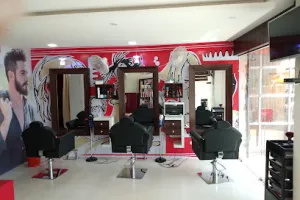 Jawed Habib Hair &amp; Beauty, Unisex salon.