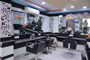 Nice Beauty Parlour
