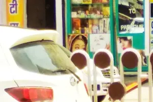 Varshika Beauty Parlour