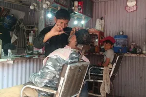 Deepak Salon