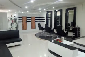 Pari Beauty Parlour