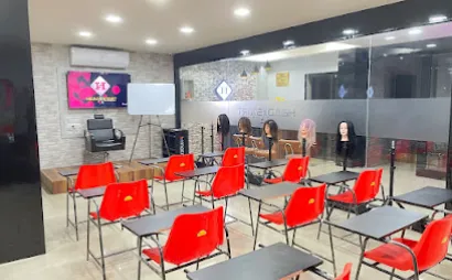 Head Start Hair Beauty &amp; Makeup Academy